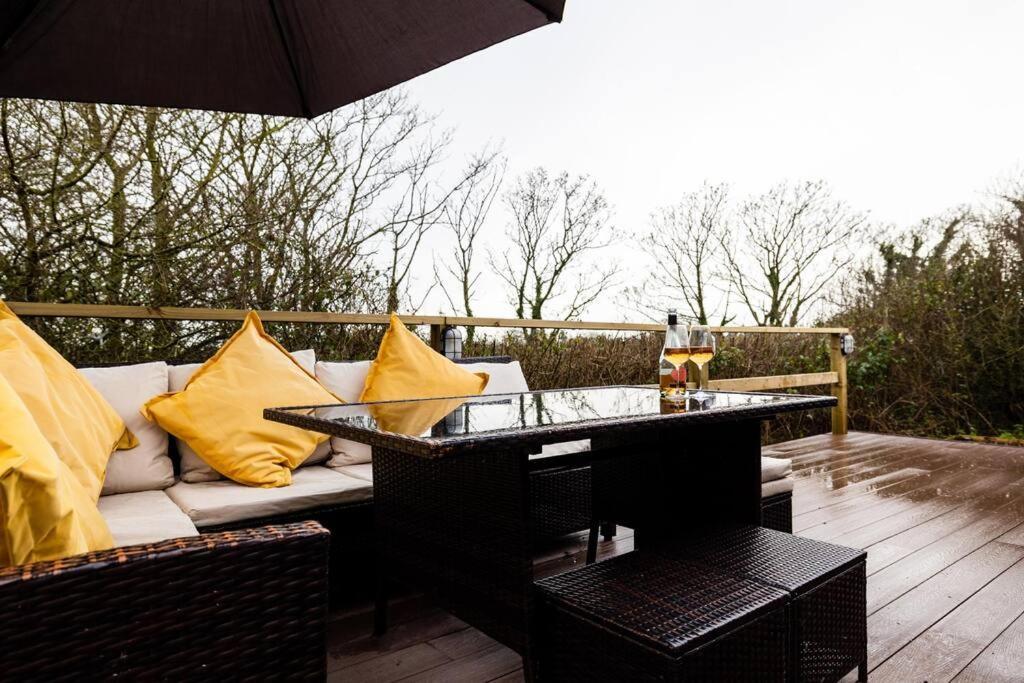 The Woodland Lodge - Wood Fired Hot Tub And Firepit Hambleton Exteriér fotografie